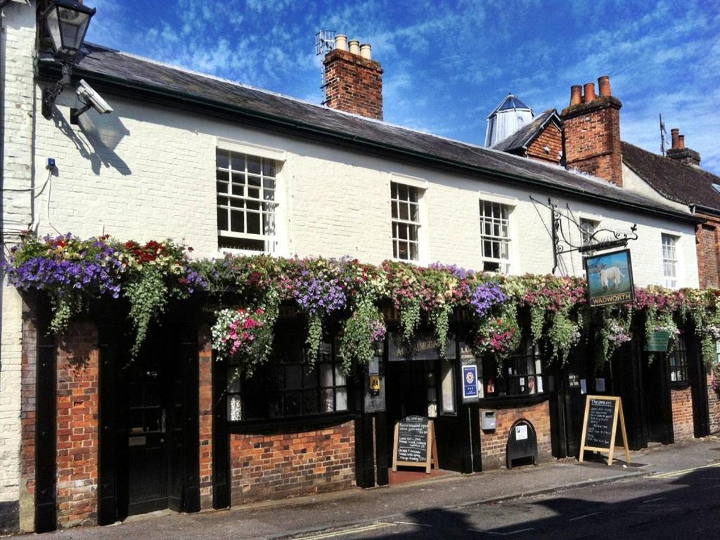 מרלבורו The Lamb Inn מראה חיצוני תמונה