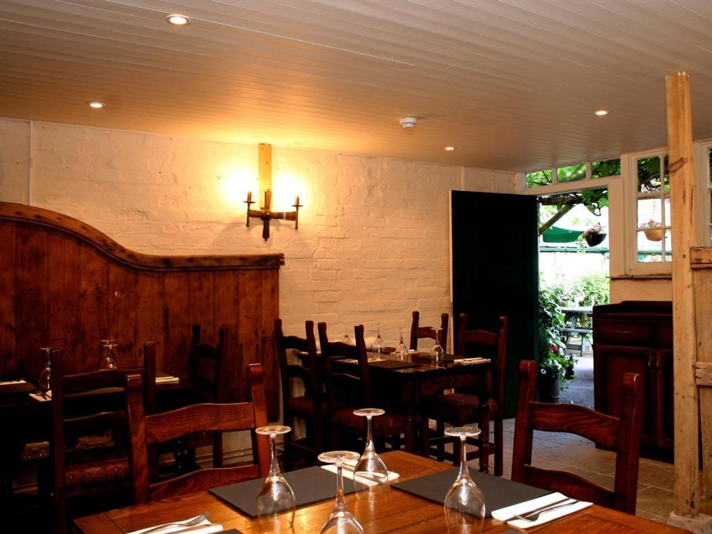 מרלבורו The Lamb Inn מראה חיצוני תמונה
